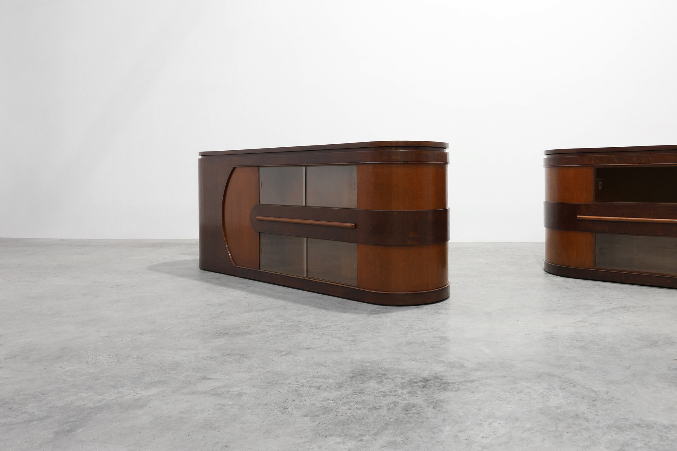 Ensemble of 2 Art Deco Counters and 1 cabinet attr. to De Coene, Belgium 1920sthumbnail